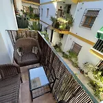 Apartamento Centro - Patio Andaluz San Pablo - Parking Gratis- Wifi